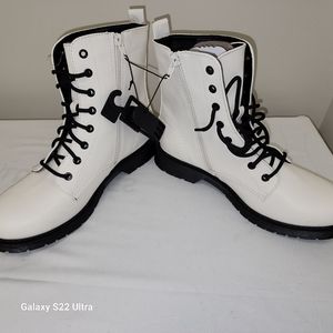 Women's boots plus shoe slides